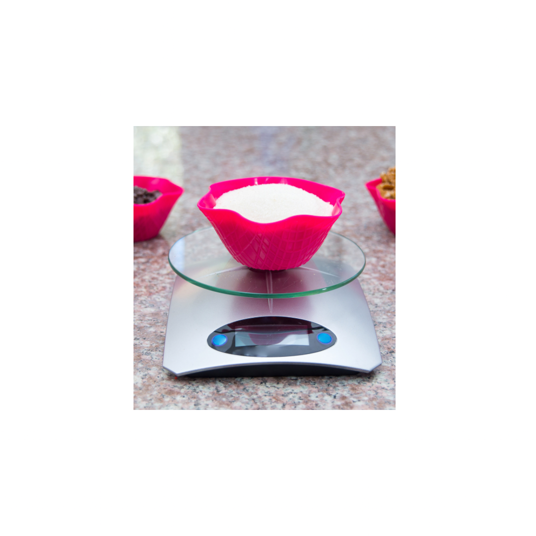 The Art of Precision: Weighing Out Ingredients vs. Measuring Cups in Baking